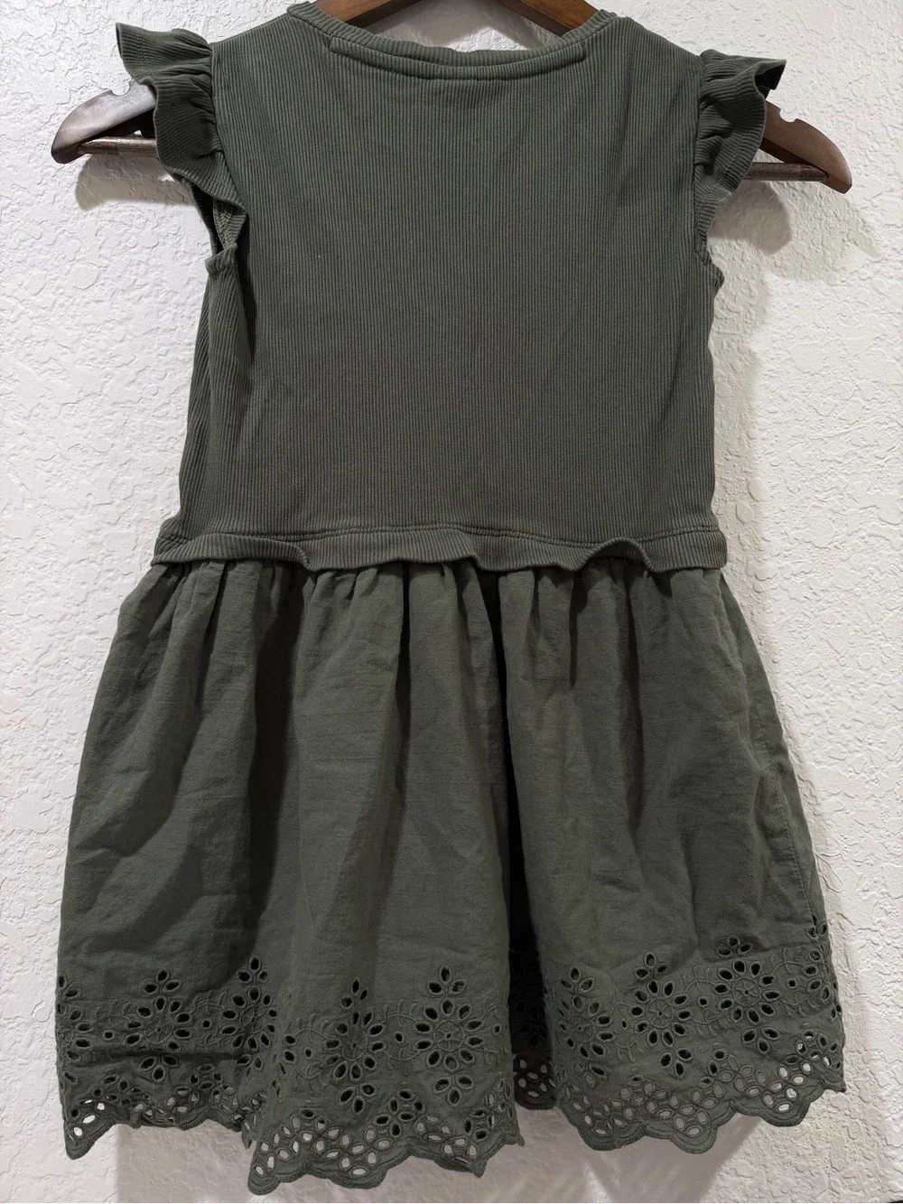 Baby Gap Toddler Eyelet Dress Size 5